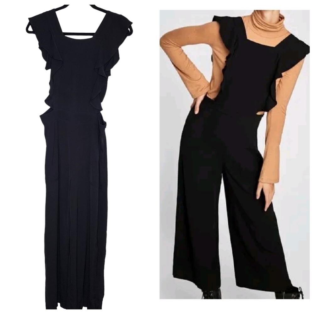 Zara Black Ruffle Wide Leg Jumpsuit Overalls  Cropped Size Small Viscose Pockets